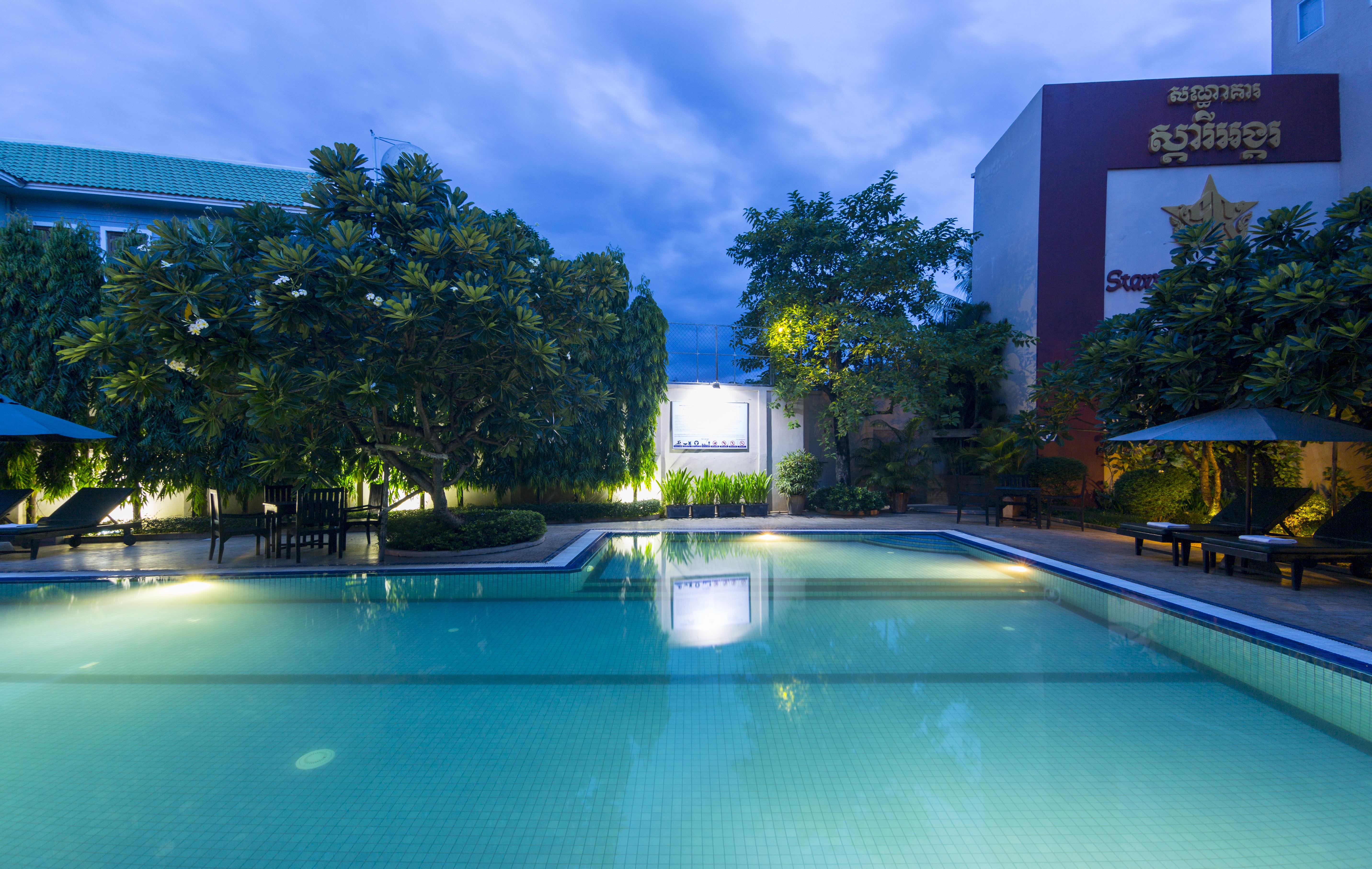 Starry Angkor Hotel Siem Reap Exteriör bild